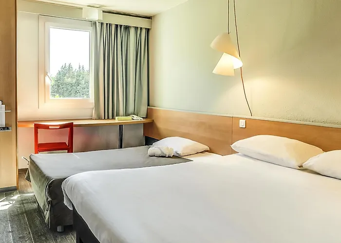 Hotel Ibis Salon De Provence
