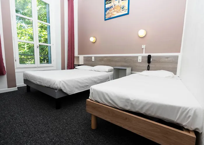 Nîmes Pet Friendly Hotels