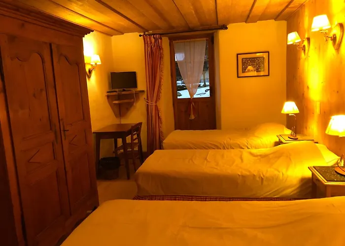 Chalet-Hôtel Neige et Roc, The Originals Relais  Samoëns