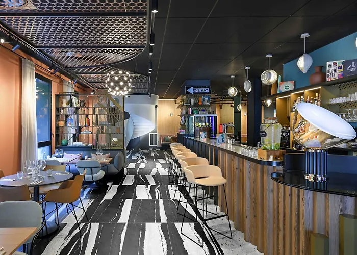 Hotel Tribe Paris La Defense Esplanade à Courbevoie acceptant les animaux