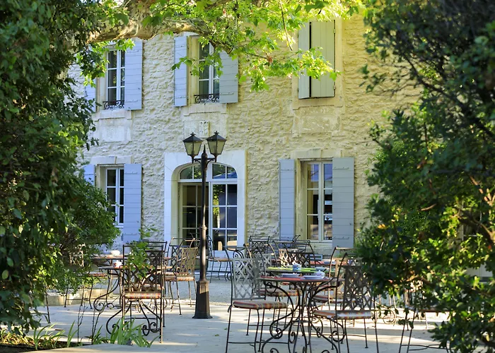 Saint-Rémy-de-Provence Hotels 4 etoiles