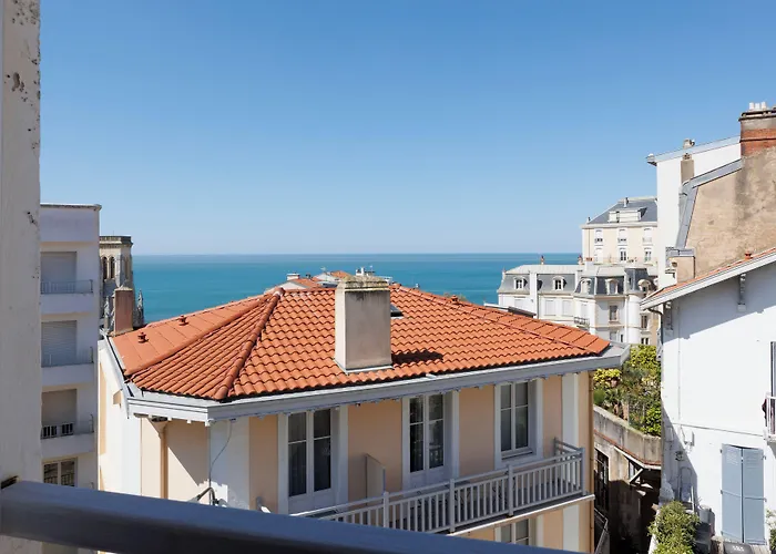 ALFRED HOTELS Les Halles Biarritz