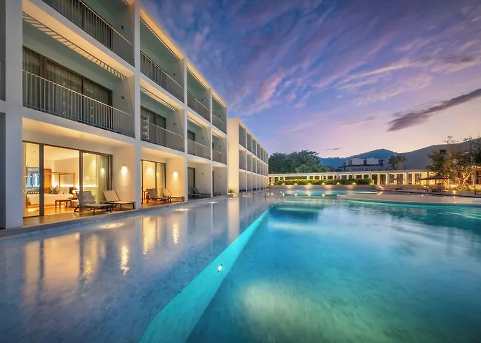 Phuket Hotels