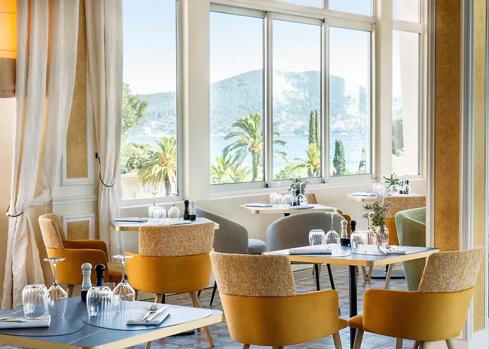 Grand Hôtel Les Lecques Saint-Cyr-sur-Mer Avec un Casino
