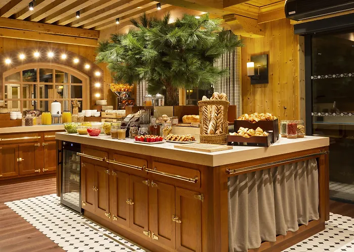 Ours Blanc Hotel&Spa Saint-Martin-de-Belleville