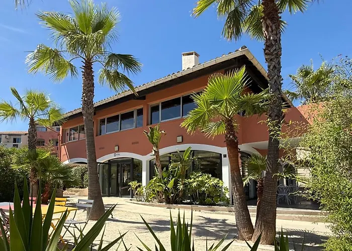Agde Pet Friendly Hotels