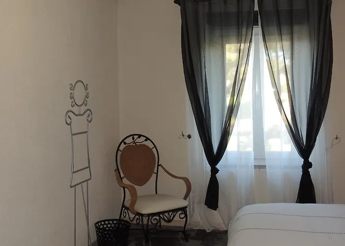 Hotel Campagne Beausoleil à La Seyne-sur-Mer