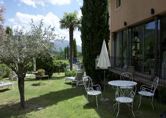 La Ferme Rose-Hôtel de Charme Moustiers-Sainte-Marie