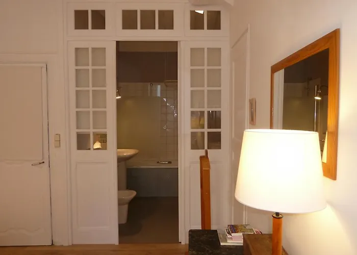Une Chambre Dans L'atelier De R Rouen