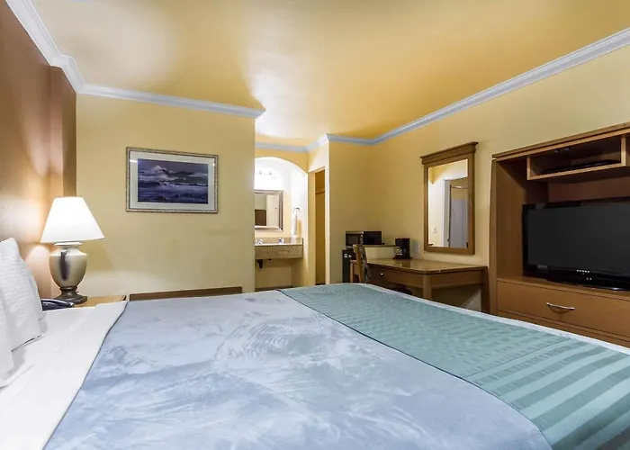 Rodeway Inn & Suites Near The Coliseum & Arena Oakland