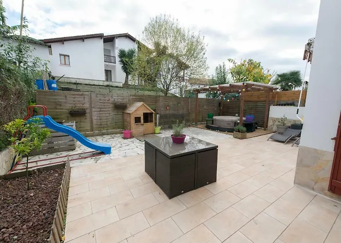 Hermosa Casa Con Terraza Y Jacuzzi En Hendaya