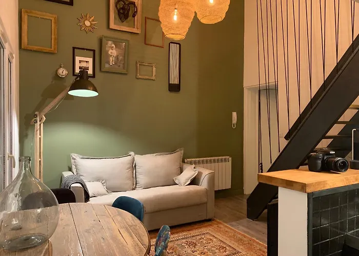 Les Apparts de Charly-Le Duplex du Marché La Rochelle 